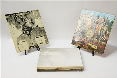 Lot 240 - Beatles records