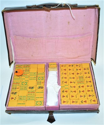 Lot 307 - Mah-Jong set