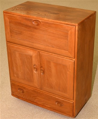 Lot 1608 - Ercol: a light finish Windsor drinks cabinet No. 469.