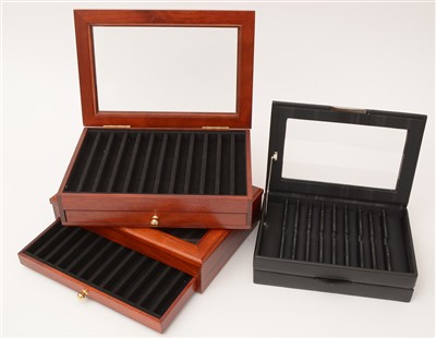 Lot 1486 - Pen display cases