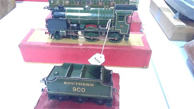 Lot 1417 - 0-gauge locomotive and tender; and two corridor coaches.