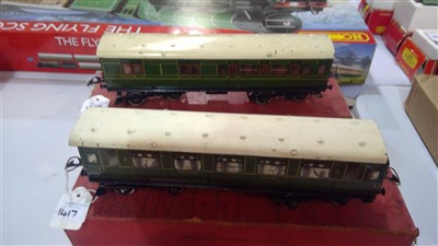 Lot 1417 - 0-gauge locomotive and tender; and two corridor coaches.