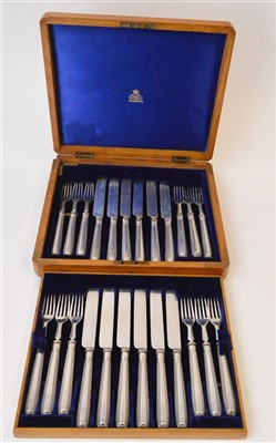 Lot 297 - Silver dessert service