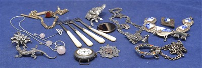 Lot 12 - Silver costume jewellery