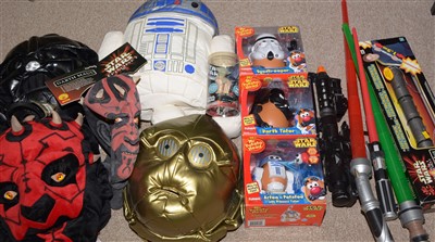 Lot 1232 - Miscellaneous Star Wars toys.