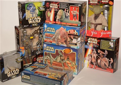 Lot 1239 - Star Wars figurines and robots.