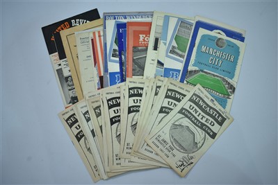 Lot 1520 - Newcastle United football programmes