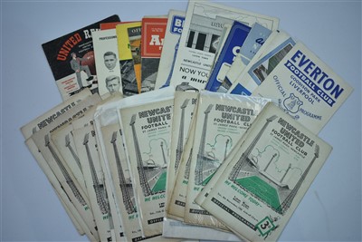 Lot 1521 - Newcastle United football programmes