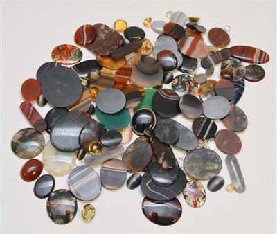 Lot 319 - Stone cabouchons