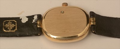 Lot 30 - Patek Philippe 'Golden Ellipse': An 18ct. gold lady's watch.