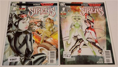 Lot 1567 - Gotham City Sirens No. 1