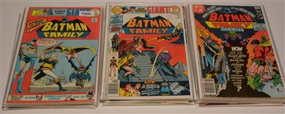 Lot 1560 - Batman Family Giant No's. 1-20 inclusive.