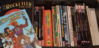Lot 1071 - Marvel and Independent Comics graphic novels and albums