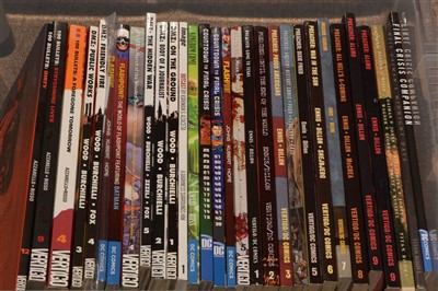 Lot 981 - Graphic Novels