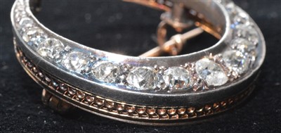 Lot 203 - Victorian diamond crescent brooch