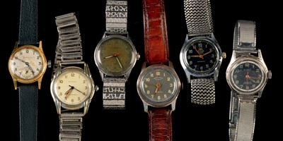 Lot 10 - Six vintage wristwatches.