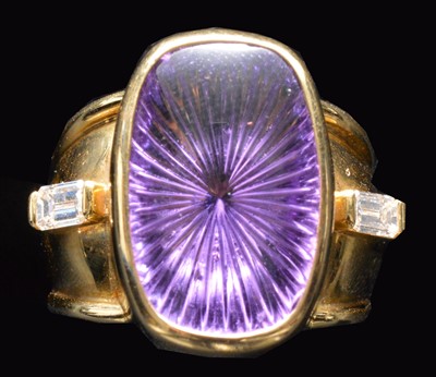 Lot 183 - Amethyst and diamond ring