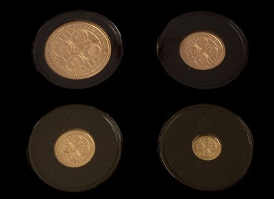 Lot 1004 - 200th Anniversary 2019 Sovereign set