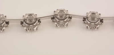 Lot 82 - Diamond bracelet