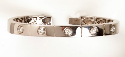 Lot 95 - Diamond and 18ct gold bangle