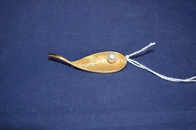 Lot 394 - Brooch