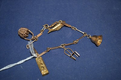 Lot 393 - Charm bracelet