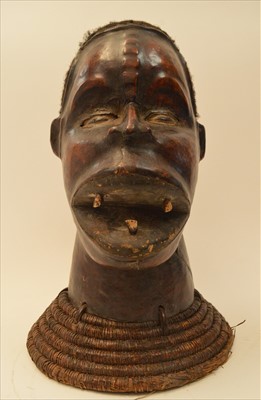 Lot 1596 - Makonde helmet mask