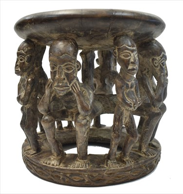 Lot 1586 - Bamileke stool