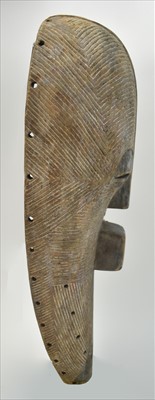 Lot 1509 - Kifwebe mask