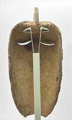 Lot 1510 - Kifwebe mask