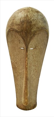 Lot 1550 - Fang mask