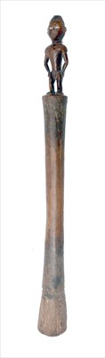 Lot 1537 - Yoruba pestle