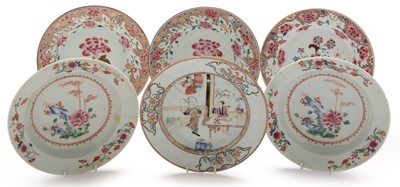 Lot 371 - Six Chinese plates
