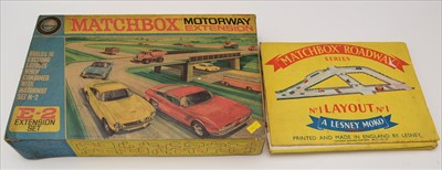 Lot 327 - Matchbox roads