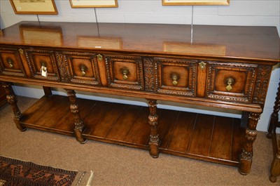 Lot 493 - oak sideboard