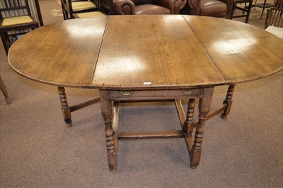 Lot 337 - drop leaf table