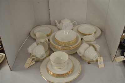 Lot 131 - Duchess china