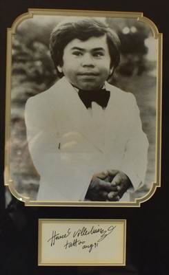 Lot 1013 - James Bond's Herve Villechaize autograph