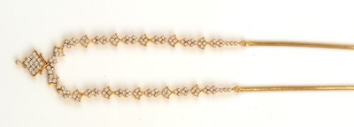 Lot 147 - Diamond necklace