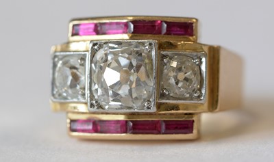 Lot 137 - Diamond and ruby Art Deco ring