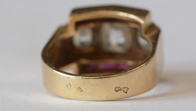 Lot 137 - Diamond and ruby Art Deco ring
