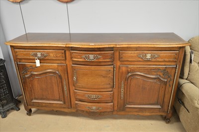 Lot 298 - sideboard