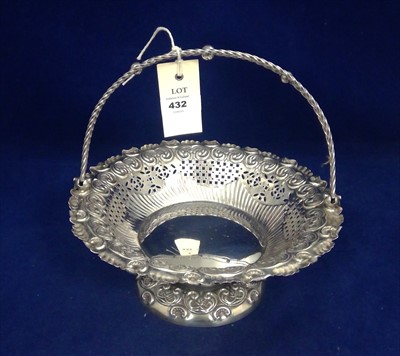 Lot 432 - Silver basket