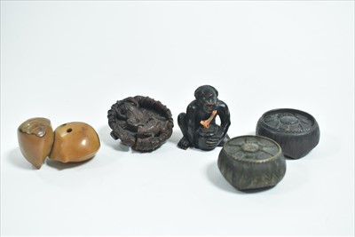 Lot 1136 - Netsuke