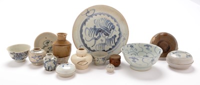 Lot 380 - Tek Sing cargo items