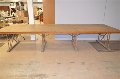 Lot 286 - Large packing table