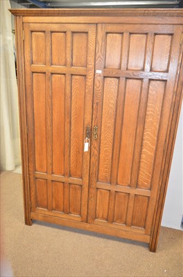 Lot 394 - Wardrobe