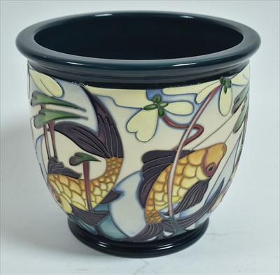 Lot 619 - Moorcroft Jardinière