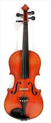 Lot 112 - Violin Stamped Stainer