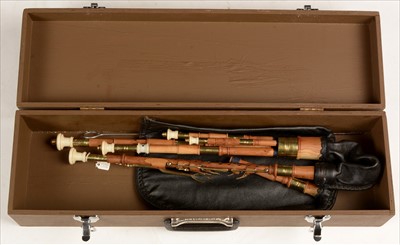 Lot 205 - Set of Northumbrian small pipes.